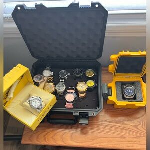 Invicta 12 Watch Lot Assorted Styles